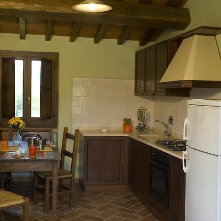 Aparthotel Borgo Le Capannelle Castel Ritaldi Zewnętrze zdjęcie