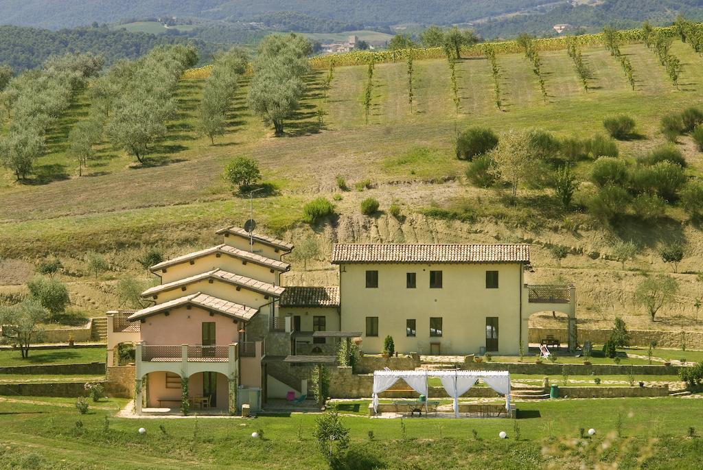 Aparthotel Borgo Le Capannelle Castel Ritaldi Zewnętrze zdjęcie