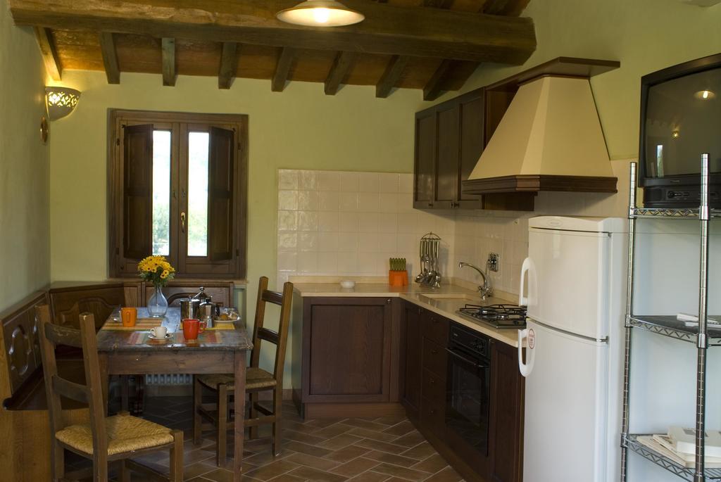 Aparthotel Borgo Le Capannelle Castel Ritaldi Zewnętrze zdjęcie